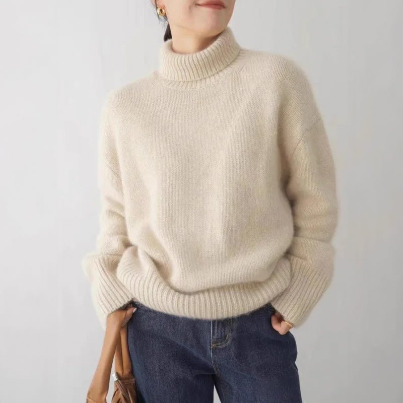 Emilia | Classic Knit Pullover - Melvida Montréal